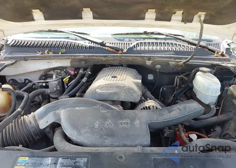 2006 Chevrolet Tahoe C1500 z USA, uszkodzony, nr VIN 1GNEC13T86JN01418